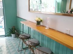 用餐区-薇薇安千层蛋糕(望海店)