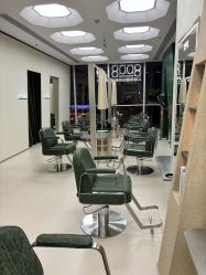 -八佰伴8008星级形象店