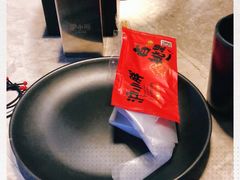 -沪小胖小龙虾(淮海中路旗舰店)