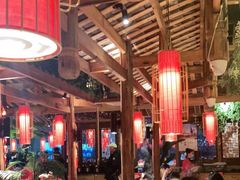 大堂-野山舂·贵州现舂酸汤火锅(鸿通城店)