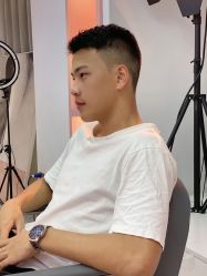 -鏡沙龙发型设计