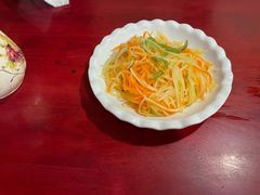 -金杨拉面王小吃面馆·牛三宝面·红烧牛肉粉