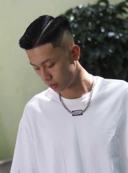 -贝勒爷专业男发
