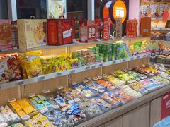 -来伊份(我格广场武宁路店)