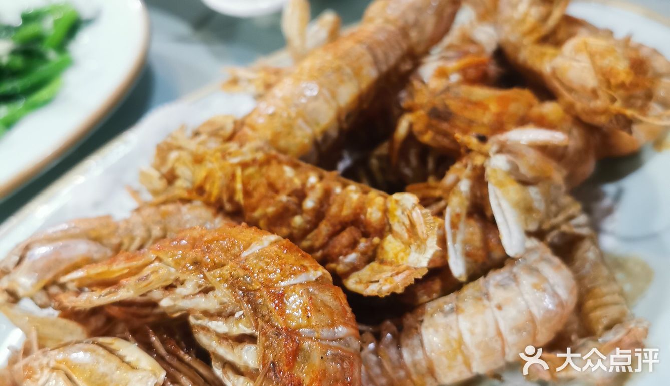 乘热吃最佳环境有点平民，还算可以吧