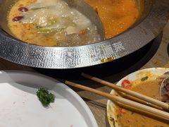 -彤德莱火锅(果园路店)