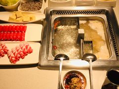 -海底捞火锅鲜切牛肉主题店(长寿路店)