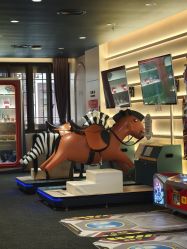 -奈尔宝·国风主题儿童乐园·亲子餐厅(豫园商城店)