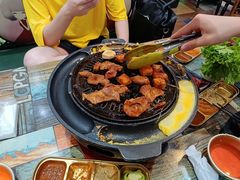 -胡悦里韩式烤肉(芝罘万达广场店)