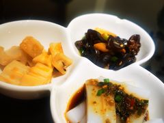 -渝半城经典川粤菜(重庆天地店)