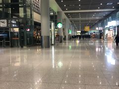 -星巴克(西安机场1店T3到达店)