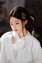 -一揽芳华汉服旗袍体验馆(拙政园店)