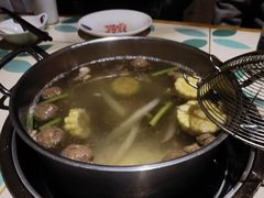 爆款牛丸锅-南城十里潮汕鲜牛火锅·鲜虾生滚粥(融汇老商埠店)