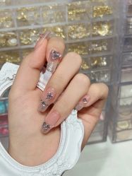 -尤米一站式美甲美睫