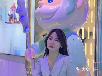 看展竟然遇到蔡欣博，本人超级帅啊！
