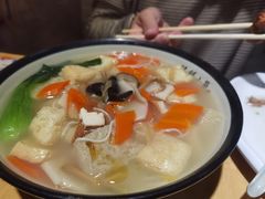 -玖鲜小笼(中山广场店)