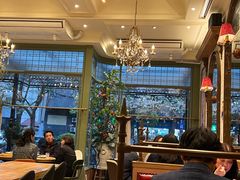 -玛格萝妮比萨屋(四平店)