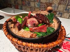 -肥仔文澳门猪骨煲(南京西路店)