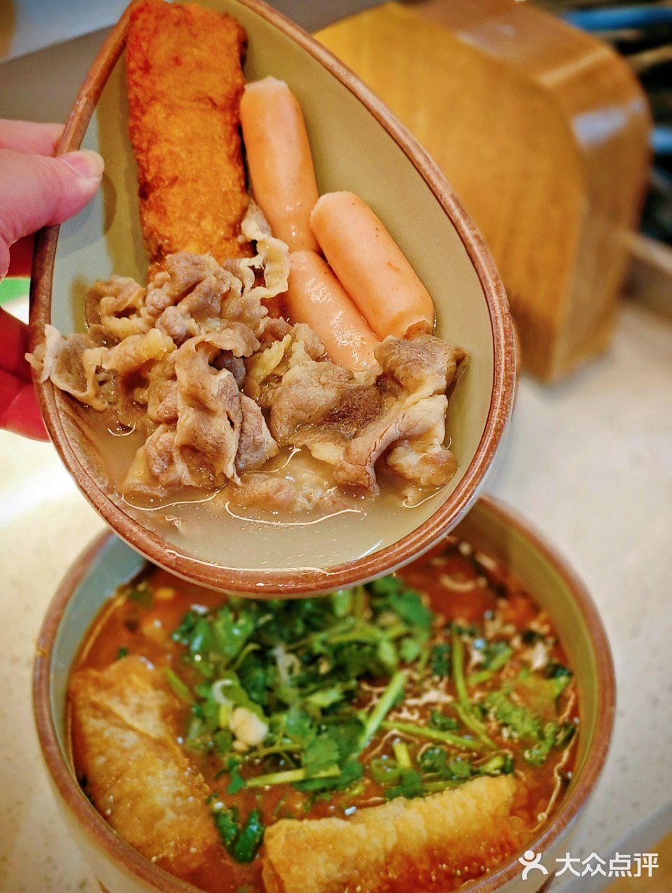 魔都最红米线｜探店肥汁米蘭“天星码头”概念店