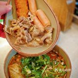 魔都最红米线｜探店肥汁米蘭“天星码头”概念店