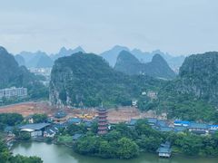-叠彩山景区