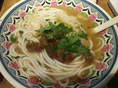 -鑫花溪牛肉米粉(人民广场店)