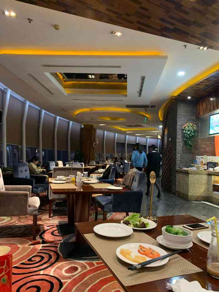 海外海皇冠大酒店海澜旋转餐厅