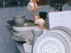 -洪小鹏生活美学馆(领SHOW天地店)
