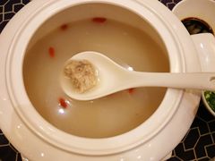 土灶煲猪肺汤-上海安亭别墅花园酒店