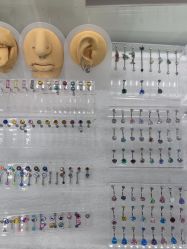 -AI艾耳·专业手工耳洞·穿孔美学馆