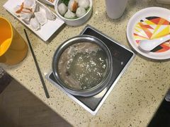 -魔法帽酱料牛肉小火锅(米兰店)