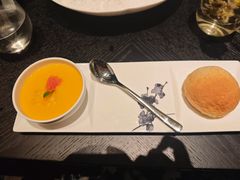 -鲜璟台·地标景观餐厅(上海中心店)