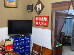 -上海特色小笼店(铁岭路90弄小区店)
