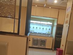 -七欣天香辣蟹火锅(闵行浦江欢乐颂店)