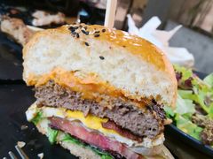 -HIGH FIVE哈福手工汉堡(桂林路店)