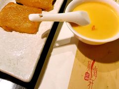 -海航大厦万豪酒店彩海轩中餐厅(霄云路店)