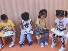 -小门牙好性格托育(北外滩中心)