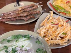 -亮亮面馆(经六路店)