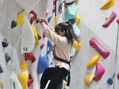 -龙景攀岩(海峡世茂广场店)