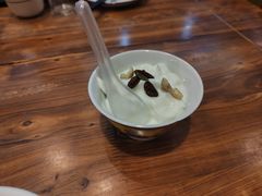 正宗牦牛酸奶-乡土特色.冷锅鱼.牦牛肉汤锅