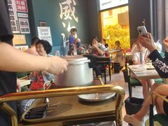 -蚝堡海鲜·威海菜·海肠捞饭·烧烤·亚洲吃蚝公司(幸福门店)