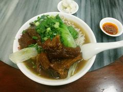 牛筋米粉-珍珍小食店(西华路店)