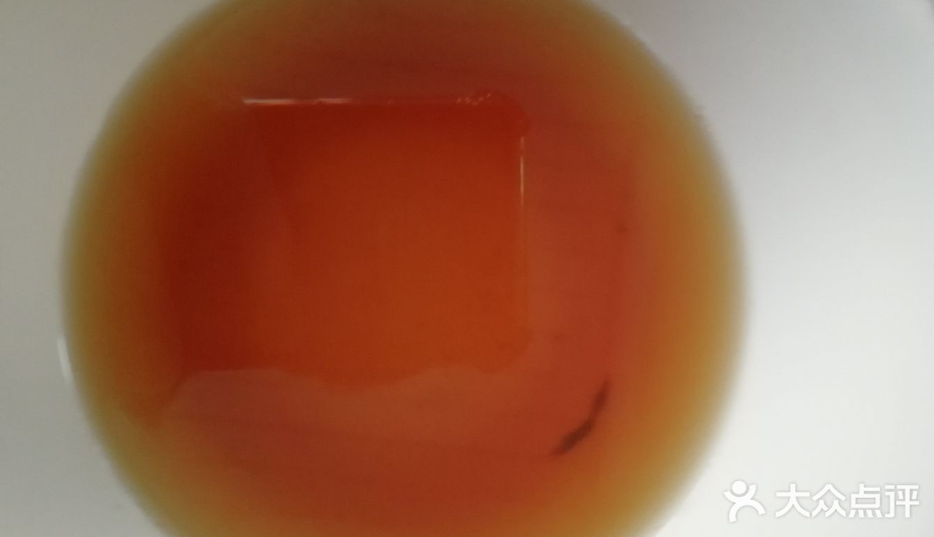 做好了蒸凉皮，都弄好了切点黄瓜丝、面筋，把凉皮拌起来