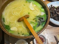 进士米线-茶花妹子云南餐厅(传媒大学店)