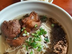 -佬钱湾仔(衣裳街店)