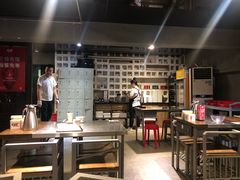 大堂-龙巢盱眙龙虾·牛蛙·烧烤宵夜(八卦岭店)