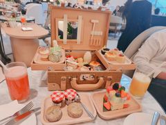 -Plush大堂酒廊(北京金融街威斯汀大酒店)