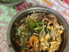 -灵山卢梅燕粉店