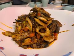 大盘鲜椒鸡-大融厨·鸡毛店·川菜(果壳里东安湖店)