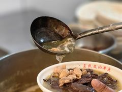 -文山荷鲜居(翠湖店)